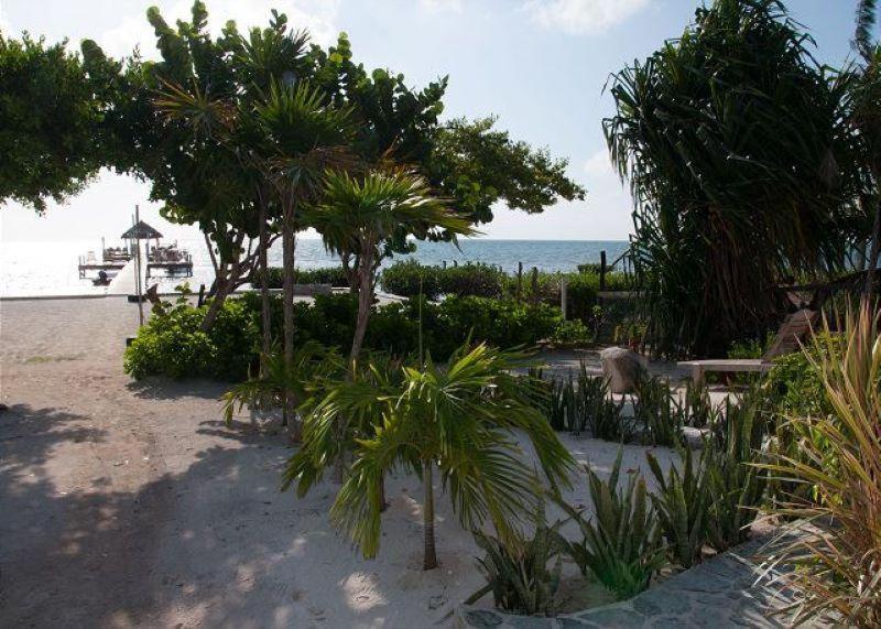 Sandy'S Secret Caye Caulker Esterno foto